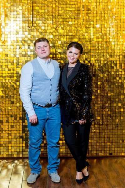 «Три тижні ми з дітьми провели у підвалі. І весь час над нами літала авіація»: відома акторка та телеведуча про виклики під час війни