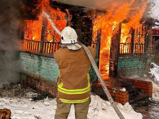 Жахлива пожежа під Краматорськом: загинули троє людей, серед них дитина