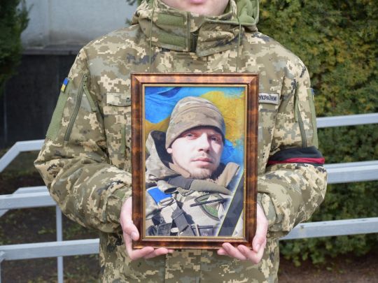 «З палаючої установки витягнув побратимів»: болюча історія про захисника, який із 18 років був на передовій