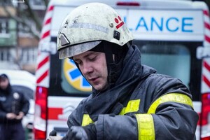 На Героев Крут в пожаре серьезно пострадали два человека