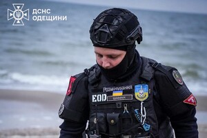 На одесском пляже уничтожили мину: видео подрыва