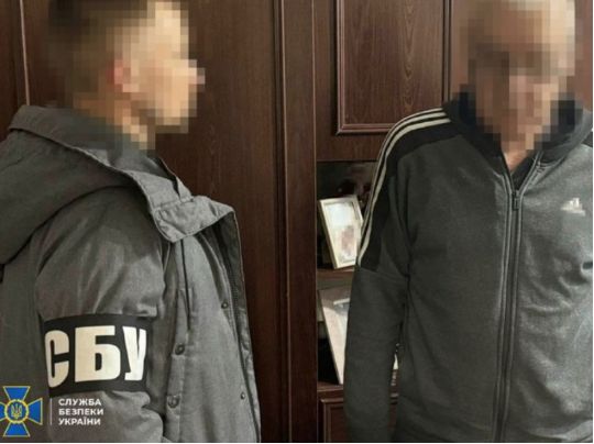 Допомагали ворогу обстрілювати газові мережі Харківщини: СБУ затримала колишніх чиновників-зрадників
