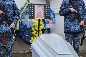 В Одессе прошли похороны семьи военных, погибшей в результате атаки 2 марта