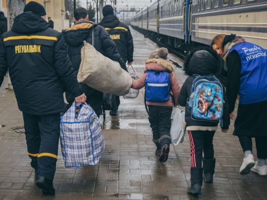 Хто може отримати евакуаційні виплати і скільки: пояснив адвокат