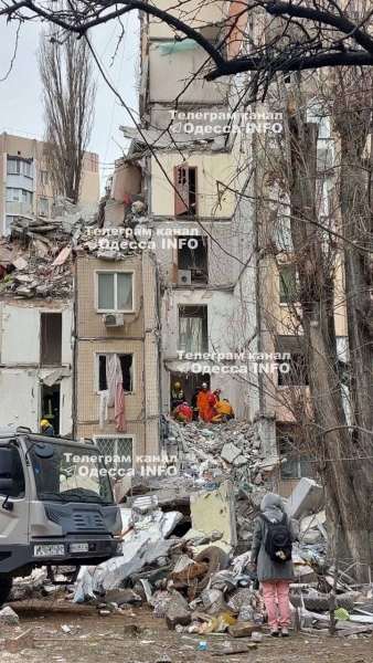 Кількість жертв удару дрона по Одесі зросла до семи (фото)