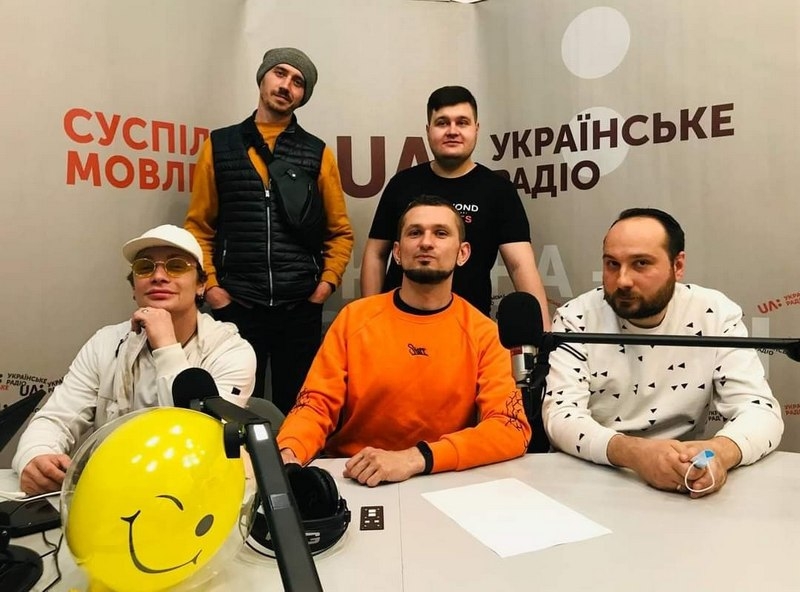«Оборонці України бувають і геями, тому сприйміть нас такими, якими ми є», — голова об’єднання «Українські ЛГБТ-військові» Віктор Пилипенко