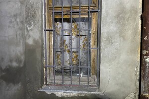 Из-за атаки "шахедов" ночью в Одессе пострадали девять человек и 14 квартир (фото, видео)