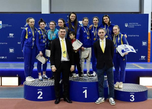 Фехтування. Історичне золото шаблісток і сьомий титул Андрія ЯГОДКИ на чемпіонаті України