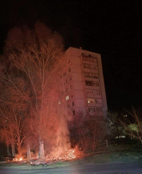 Держава-терорист росія вдарила вночі по житловій забудові Харкова: є загиблі та поранені