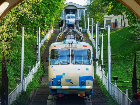 «Я вас зараз усіх повбиваю»: у справі про загибель підлітка у київському фунікулері з'явилися нові подробиці (відео)