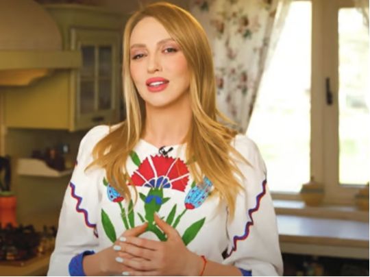 Рецепт «найпухкішої паски» від Олі Полякової: точно смакуватиме усій родині