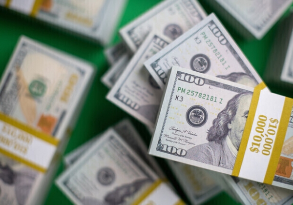 Курс валют в Украине 3 мая 2024 года: сколько стоит доллар и евро