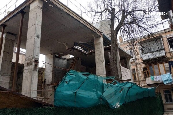 В центре Одессы остановили нахалстрой 