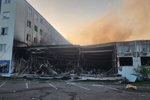 Как выглядит терминал "Новой почты" в Одессе после обстрела 