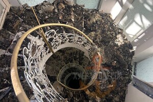 Как выглядит "Замок Гарри Поттера" в Одессе изнутри после пожара 