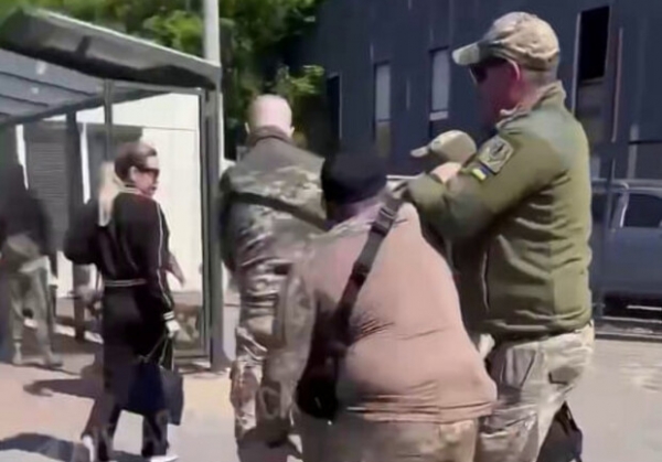 В одесской маршрутке №232 произошел конфликт с участием людей в военной форме: что говорят в ТЦК