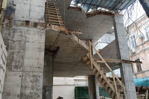 В центре Одессы остановили нахалстрой 