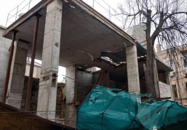 В центре Одессы остановили нахалстрой 