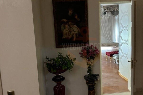 Как выглядит "Замок Гарри Поттера" в Одессе изнутри после пожара 