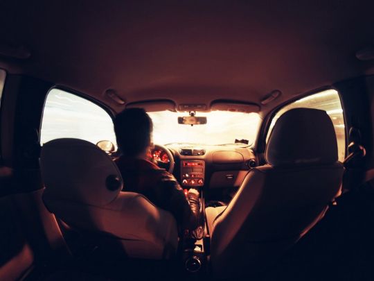 Коли варто принюхатися: запахи в автомобілі, які мають насторожити водія
