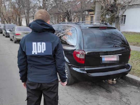 Намагався нажитися на авто для ЗСУ: викрито нечистого на руку військовослужбовця