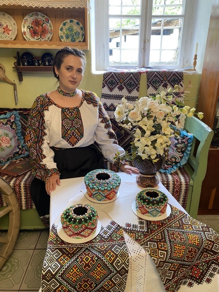 «У кожній медовій писанці з візерунками вишиванок закладені побажання щасливої долі», — кондитерка Марія Чорій