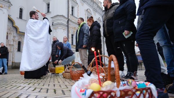 Великдень-2024 та веселий «поливаний» понеділок: звичаї, заборони та прикмети свята