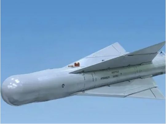 В Харкові пожежа в багатоповерхівці та АЗС після удару росіян