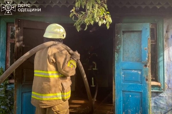 Курил в постели: в Одесской области на пожаре погиб мужчина