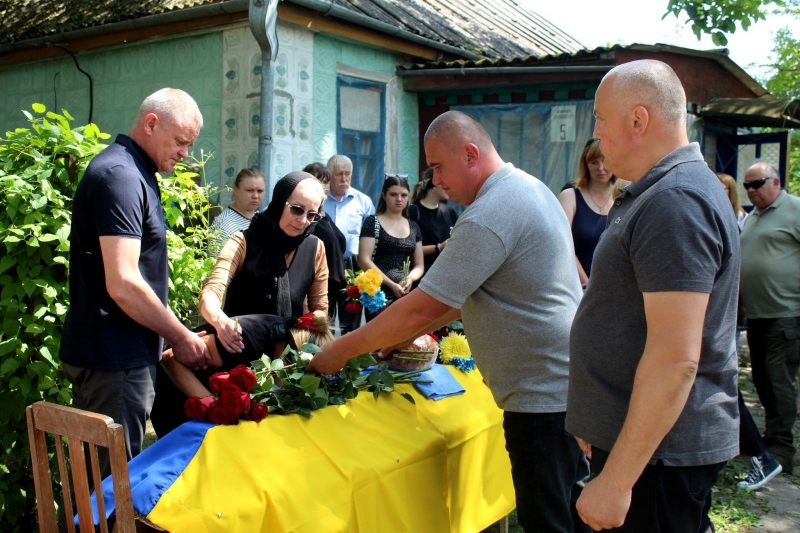 Як тільки виповнилось 18, відразу подався на фронт: під Покровськом загинув воїн з Вінниччини