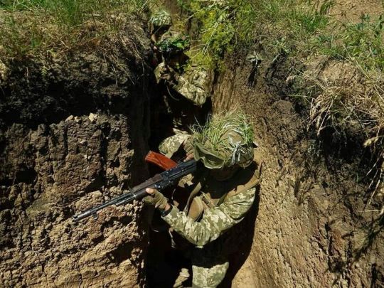 Окупанти тиснуть в районі Вовчанська: в Генштабі розповіли про ситуацію на фронті