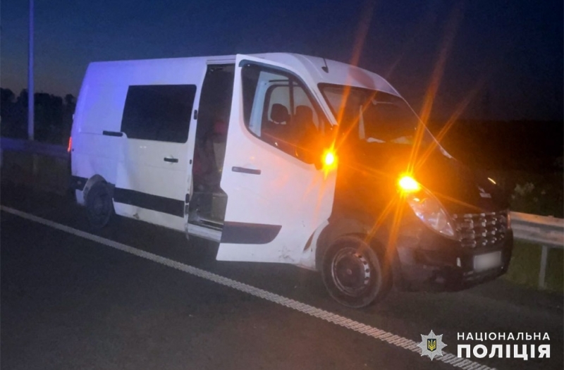 Поліція двох областей більше доби ловила винуватця ДТП, у якому постраждали патрульні (фото)