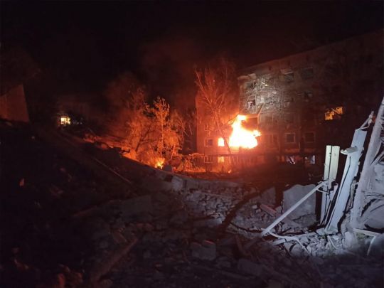 Терористи вдарили КАБом по місту Костянтинівка: багато постраждалих, пошкоджено 13 багатоквартирних будинків
