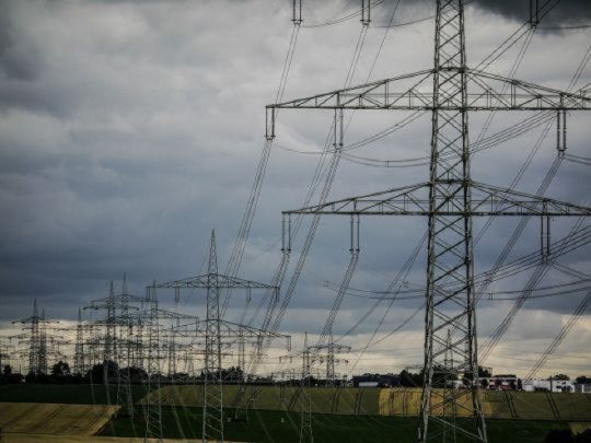 В «Укренерго» визначились із графіками відключення електрики 11 червня: коли можуть вирубати світло