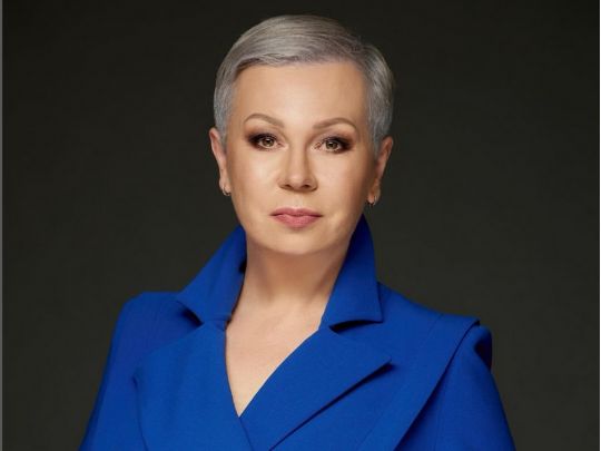 Відома телеведуча влаштувала «квитковий скандал» у міжнародному поїзді: в «Укрзалізниці» відреагували