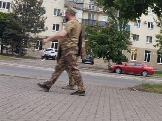 В Маріуполі налякані окупанти змінюють позиції й перекидають ППО в Крим