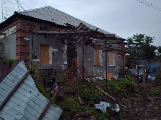 Ворог вчергове атакував Дніпропетровщину: пошкоджено заклад харчування, житлові будинки та лінія електропередач