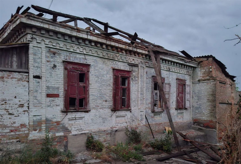 Ворог знову атакував Дніпропетровщину: пошкоджено заклад харчування, житлові будинки та лінію електропередач