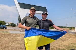 Более двух лет в плену: в Одесскую область вернулись четверо защитников Змеиного