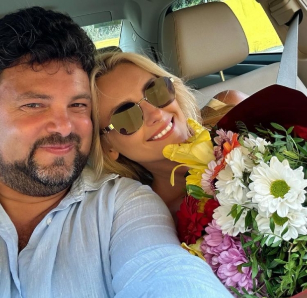 Прийшов за автографом, а забрав серце: Ірина Федишин потішила чоловіка оригінальним подарунком