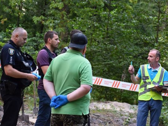 «Вибили» крипту і задушили: в Києві сталося зухвале вбивство