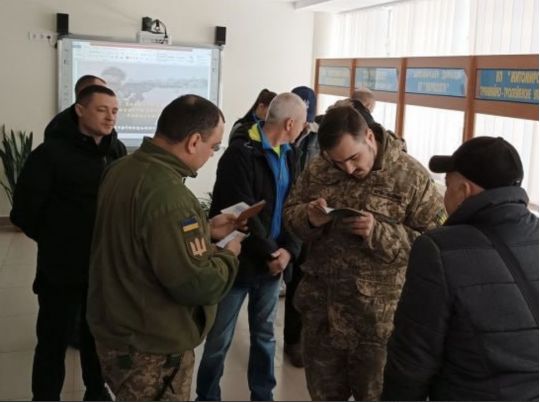 В Україні оновили закон про реєстр призовників: чому особисті дані українців можуть опинитися під загрозою