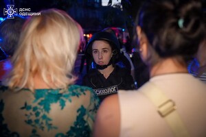 Во время ракетного удара в Одессе снова загорелся дом на Софиевской: подробности