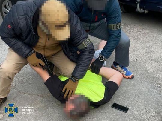 Чинний та колишні співробітники правоохоронних органів входили до агентурної мережі росіян у трьох областях України (фото)