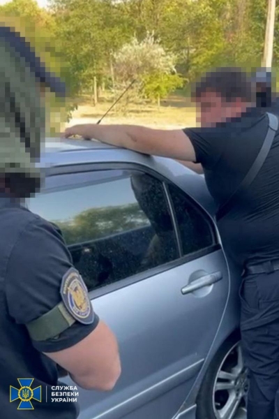 Чинний та колишні співробітники правоохоронних органів входили до агентурної мережі росіян у трьох областях України (фото)