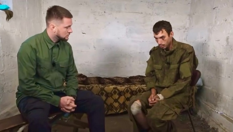 «Я вас поважаю»: репер та воїн Ярмак зустрівся з полоненим росіянином
