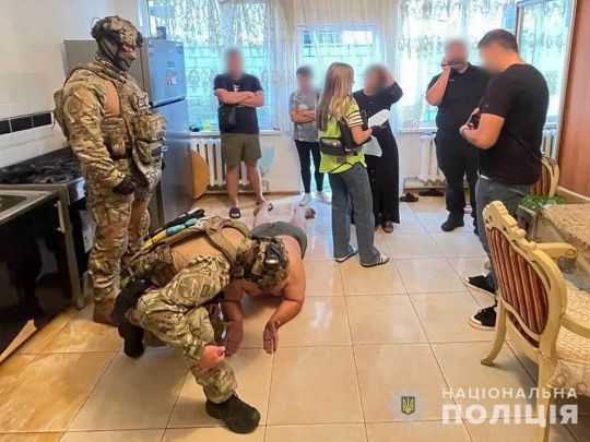 Ошукали військових ЗСУ на 46 млн грн: Національна поліція викрила міжнародне злочинне угруповання