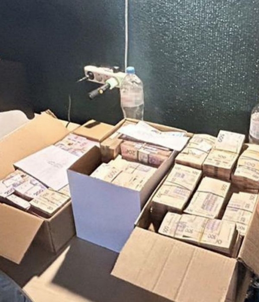 Погорів на хабарі у пів мільйона доларів: затримали заступника міністра енергетики