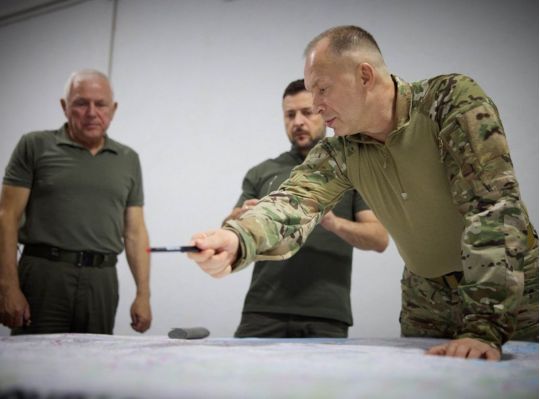 Поповнення «обмінного фону» та ще один населений пункт під контролем: Сирський доповів Зеленському про ситуацію на Курщині