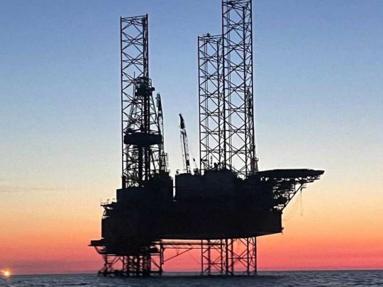 У Чорному морі палають всі три «вишки Бойка»